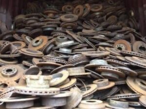 Cast-Iron-Scrap-Rotors-Drums-400x377